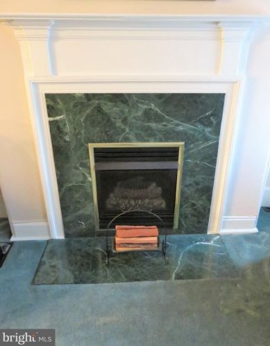 128 3 St, New Castle DE 19720-4536 exterior