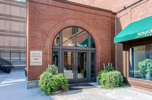 252 Pearl St, Grand Rapids MI 49503-2675 exterior