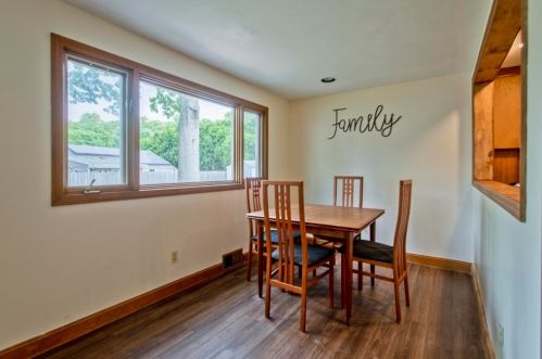 315 Winton St, Springfield MA  01118-1257 exterior