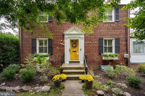 9605 Sutherland Rd, Silver Spring, MD 20901-3263