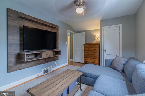 200 Normandy Dr, Silver Spring MD 20901-3030 exterior