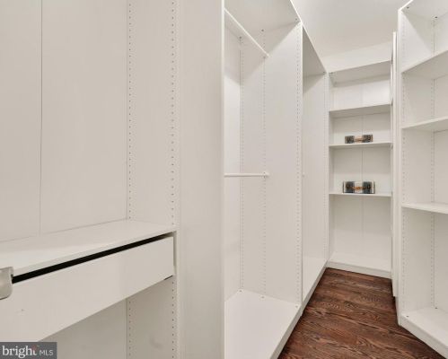 9318 Cranford Dr, Rockville MD 20854-2231 exterior