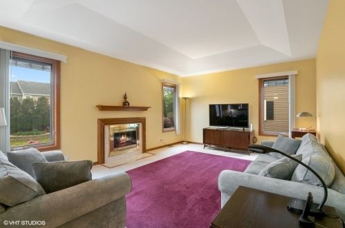 1588 Lilac Dr, Bull Valley, IL 60014-1955