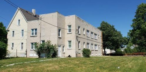 2473 14th St, Milwaukee, WI 53215-3128