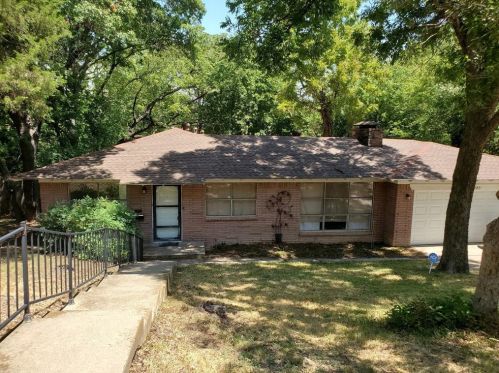 7243 Eccles Dr, Dallas TX  75227-9312 exterior