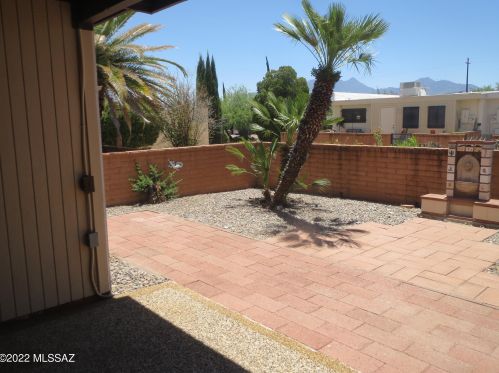 1157 Alpine Cir, Green Valley AZ 85614-1830 exterior