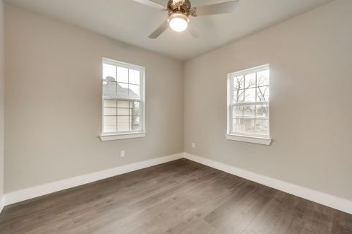 2810 Frazier St, Dallas TX 75210-1633 exterior