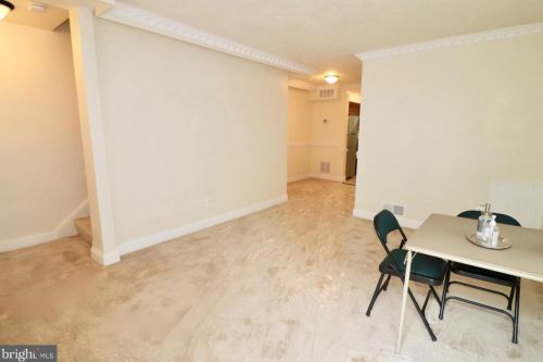 3114 G St, Washington, DC 20019-2228