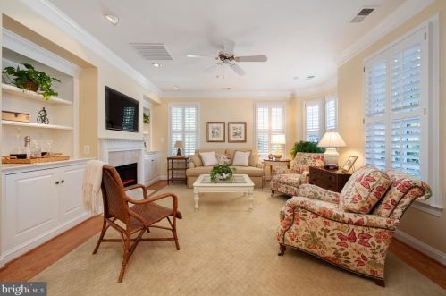 1201 Wilkes St, Alexandria VA 22314-5907 exterior