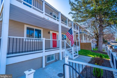 919 45th Pl, Washington DC  20019-3717 exterior