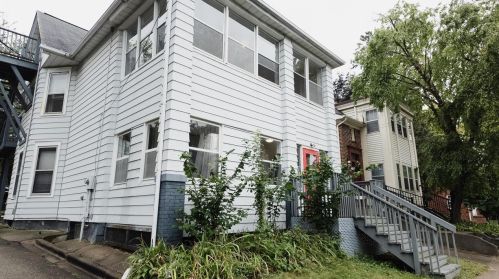 1915 University Ave, Madison WI 53726-3918 exterior