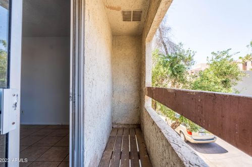 2670 43rd Ave, Phoenix AZ  85009-1022 exterior