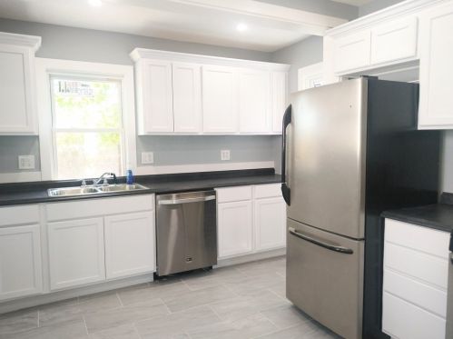 15 Eldert St, Springfield MA  01109-2517 exterior