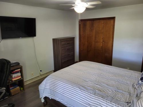 1204 Fleetwood Dr, Manitowoc WI 54220-2362 exterior