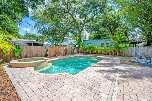 315 Haya St, Tampa FL  33603-1936 exterior