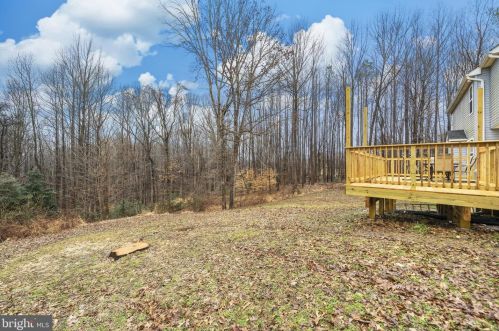 1690 Heather Ln, Huntingtown MD 20639-4109 exterior