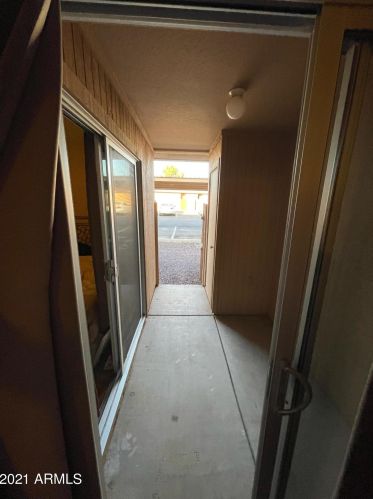 409 Blackhawk Dr, Phoenix AZ 85027-3710 exterior