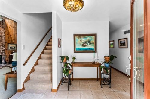 112 Barnwood Ln, Pittsburgh, PA 15237-3753