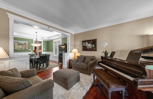 853 Linden Ave, Elmhurst IL 60126-5312 exterior