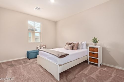 17237 9th Pl, Phoenix AZ 85022-7857 exterior