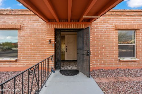 4441 Bear Canyon Rd, Tucson AZ  85749-9649 exterior