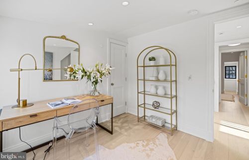 1667 Avon Pl, Washington DC 20007-2959 exterior