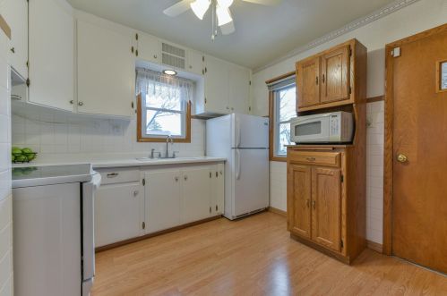 7503 Stevenson St, Milwaukee WI  53213-3549 exterior