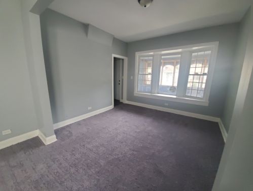 1229 74th St, Chicago IL 60636-3831 exterior