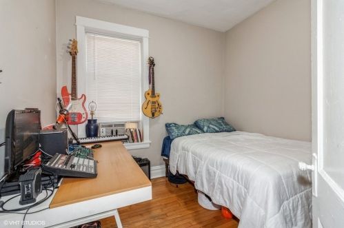 3319 Belden Ave, Chicago IL 60647-2509 exterior