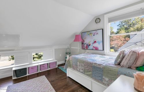 218 Oxford Ave, Red Bank NJ 07704 exterior