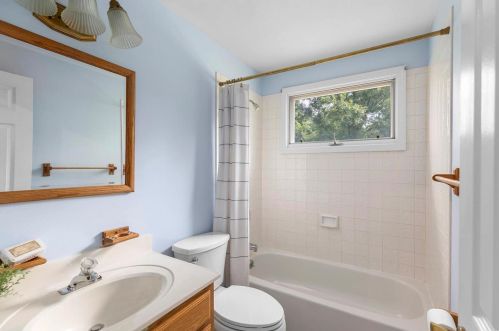 9937 Gerald Dr, Saint Louis MO 63128-1711 exterior