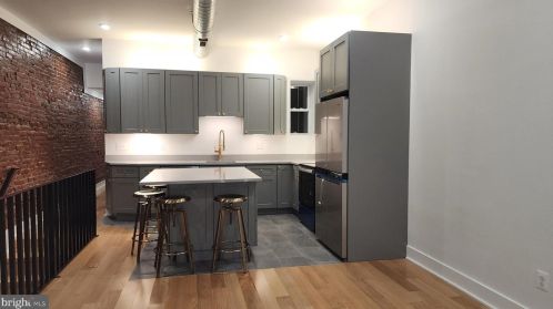 5421 Cedar Ave, Philadelphia PA 19143-1952 exterior