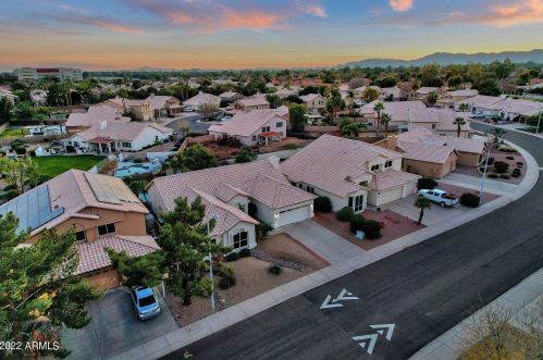 5361 Linda Ln, Chandler AZ 85226-1644 exterior