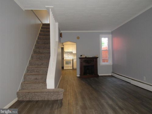 21 Pearl St, Trenton, NJ 08609-1225