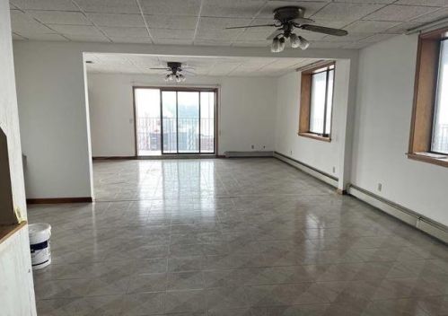 114 Pne St, Cliffside Park NJ 07010-1018 exterior