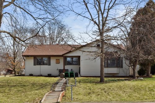 8534 54th St, Milwaukee, WI 53223-3016