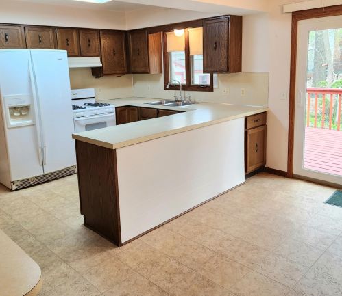 4703 Chalet Ln, Wyoming MI  49519-4912 exterior