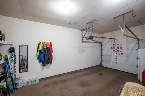 146 Castle Pointe Blvd, Piscataway NJ  08854-5069 exterior