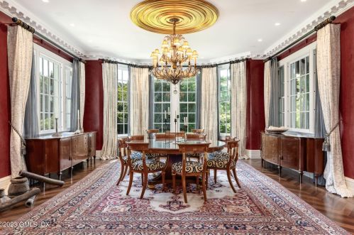 50 Dingletown Rd, Greenwich CT 06830-3539 exterior