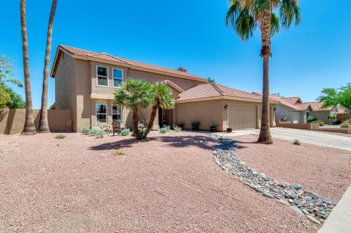 13229 40 St, Phoenix AZ 85018-1601 exterior