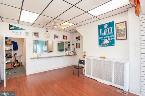 7316 Frankford Ave, Philadelphia PA 19135-3405 exterior