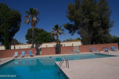 1092 Calle De Ln Temporada, Green Valley AZ 85614-1964 exterior