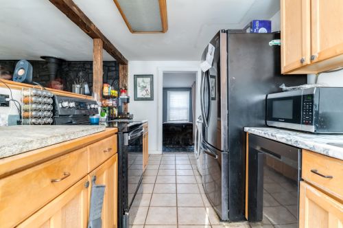 35 Village Rd, Concord NH  03304-4435 exterior