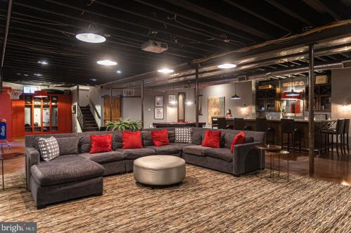 1593 Wrightstown Rd, Upper Makefield PA 18940-2814 exterior