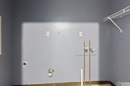 914 Hickory St, Joliet IL 60435-7114 exterior