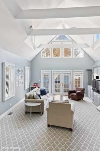 1828 Barry Ave, Chicago IL 60657-2042 exterior