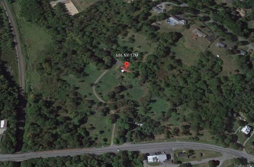 686 Route 17m, Middletown NY 10940-6757 exterior