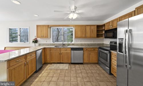 6251 Stephen Reid Rd, Huntingtown MD 20639-8942 exterior