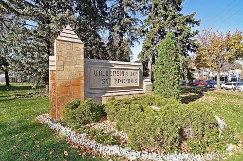 573 Eustis St, Saint Paul MN 55108-1525 exterior