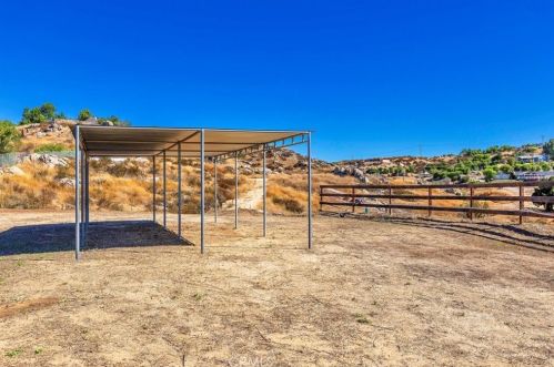 38430 Grn Mdw Rd, Temecula CA 92592-8444 exterior